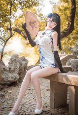 《出轨的女人》激情