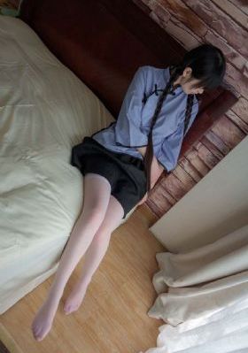 大胸女邻居