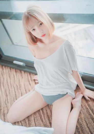 我和小在公交车上疯狂在线