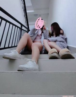 我是监狱长的专属宠物第一季